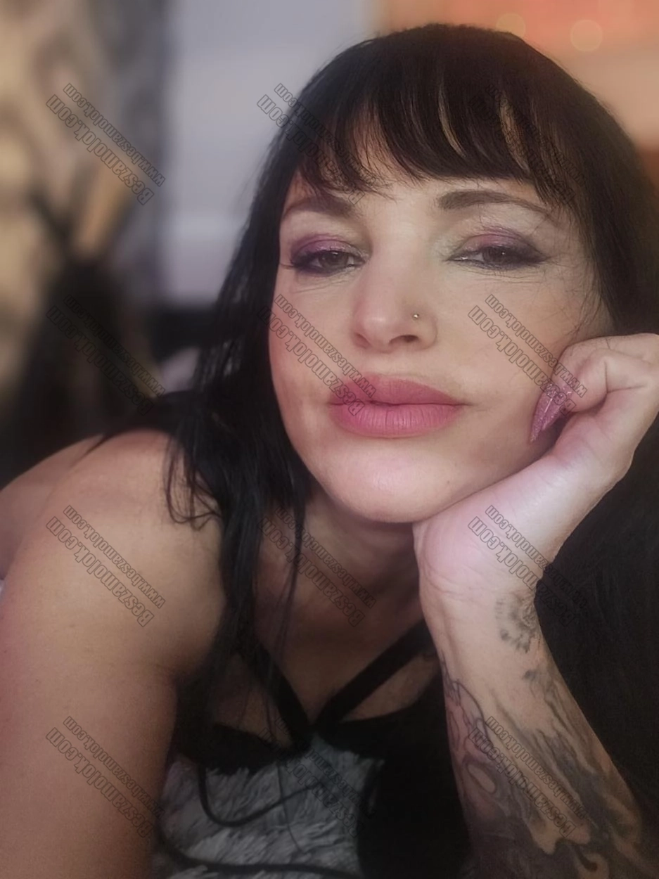 Eszter a boszi szexmix profil kepes profil - szexmix.hu Eszter a boszi - +36 20 295 1211 - szexmix foto